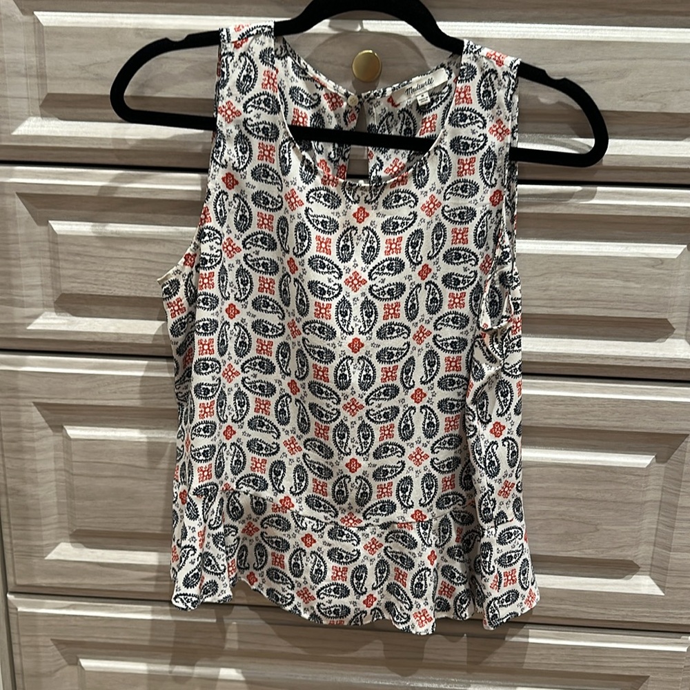 Sleeveless Patterned Top - Red, Blue, White